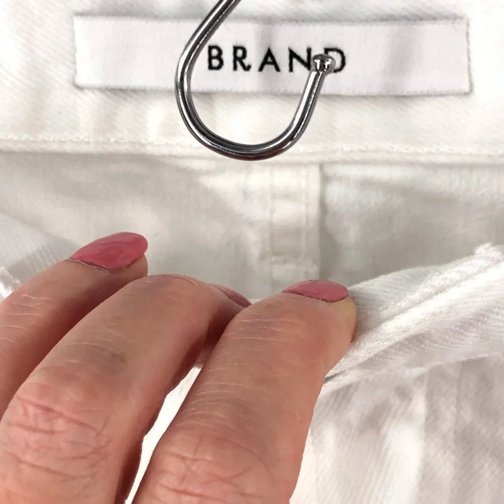 ✅ NWT J. BRAND BONNY MID RISE MINI SKIRT WHITE‎ SIZE 27